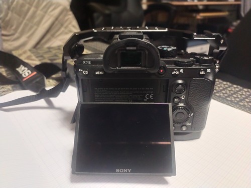 Sony a7iii très peu servi - peu,