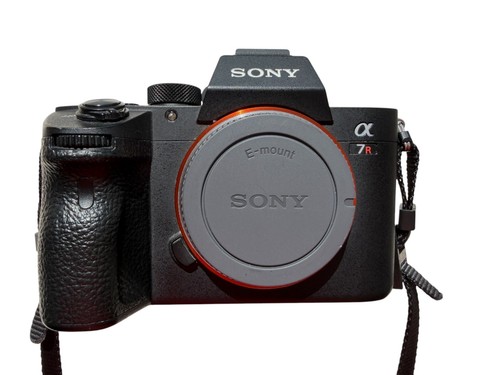 Sony alpha a7r iii - sony,